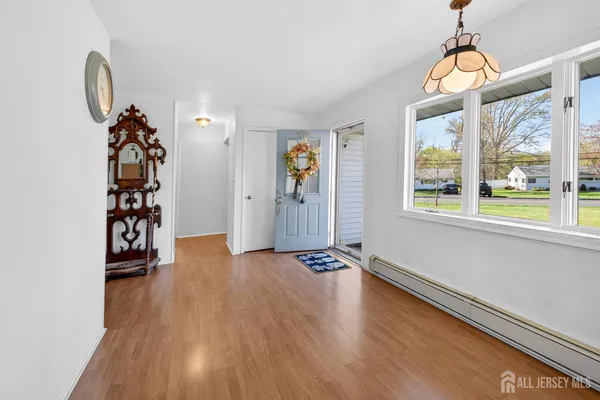 $540,000 | 1 Cambridge Road, Kendall Park, NJ 08824