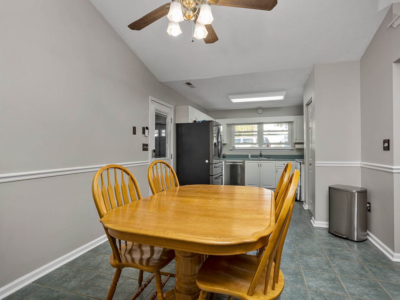 223 Riverside Chase Circle Greer, SC 29650 - Photo 8 of 25 Gallery Image 8