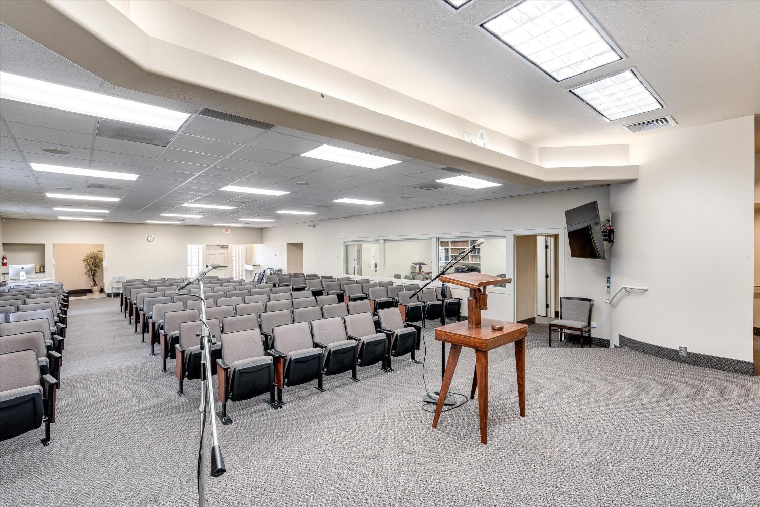1105 University Avenue Healdsburg, CA 95448 - Photo 23 of 29 a view of a room with gym equipment
