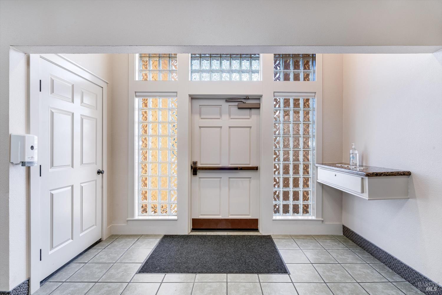 1105 University Avenue Healdsburg, CA 95448 - Photo 8 of 29 a view of an entryway with a window