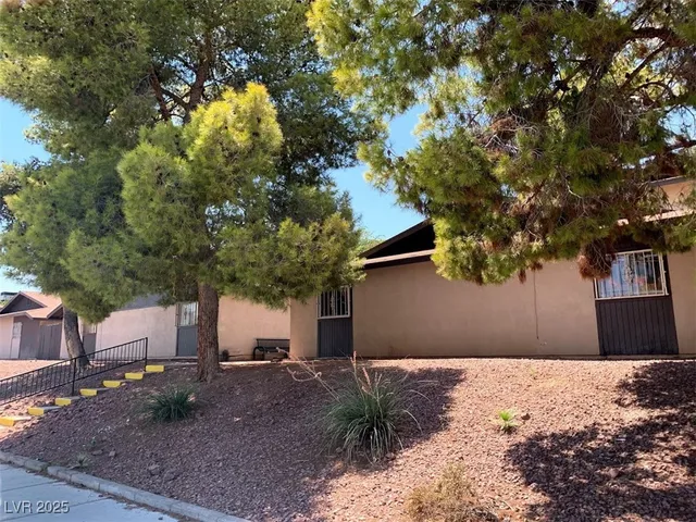 $1,195 | 237 North 18th Street, Unit B, Las Vegas, NV 89101