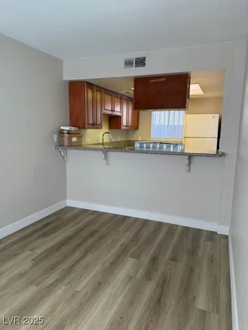 $1,195 | 237 North 18th Street, Unit B, Las Vegas, NV 89101