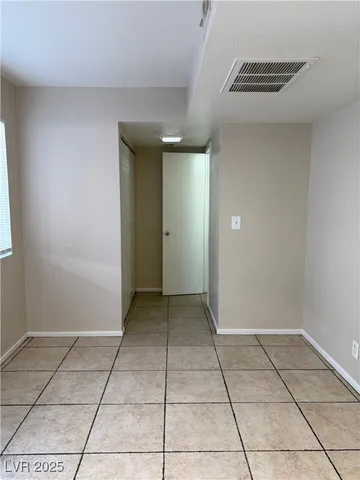 $1,195 | 237 North 18th Street, Unit B, Las Vegas, NV 89101