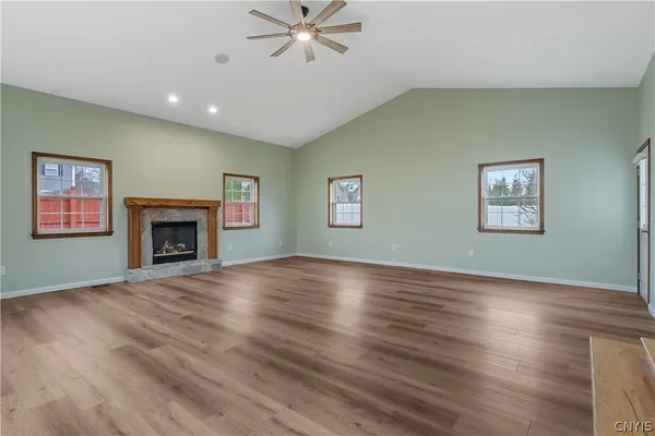 $599,999 | 7541 Plum Hollow Circle, Clay, NY 13090