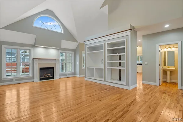 $599,999 | 7541 Plum Hollow Circle, Clay, NY 13090