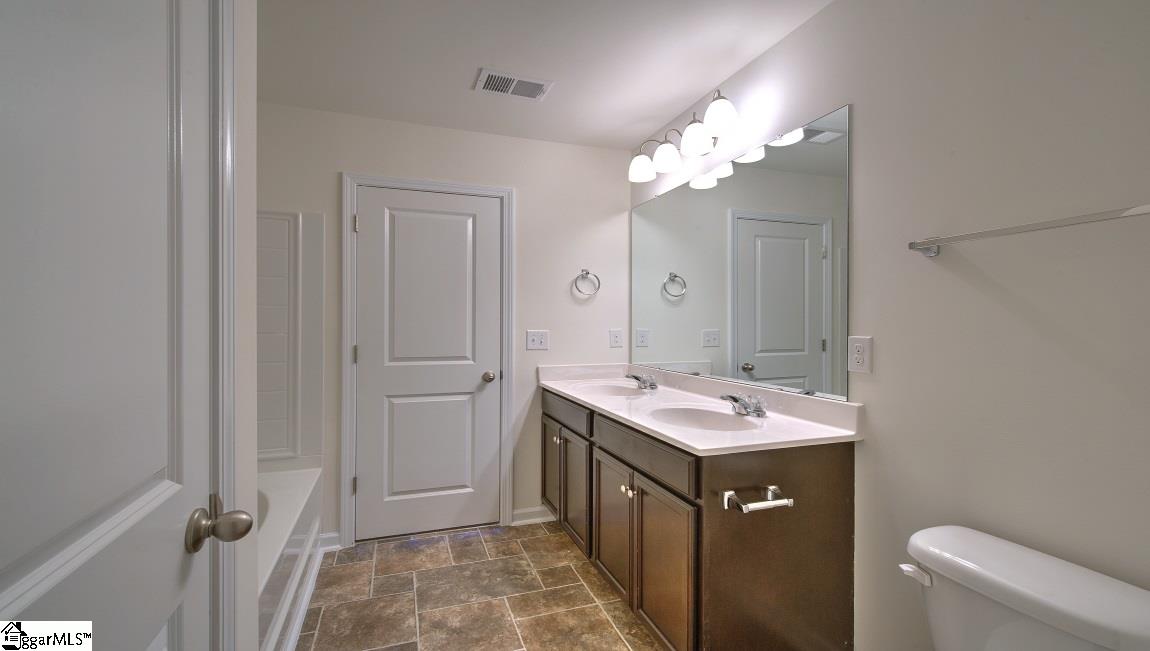 216 Addlestone Circle Fountain Inn, SC 29644 - Photo 22 of 33 Gallery Image 22