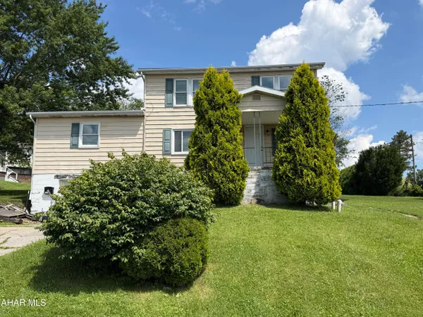 $189,000 | 922 Middle Street, Gallitzin, PA 16641