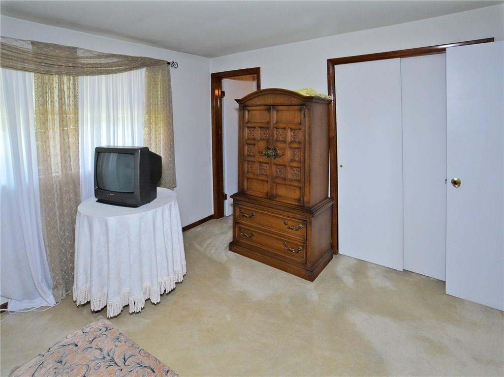 7930 Dollman Road Pittsburgh, PA 15235 - Photo 16 of 25 Gallery Image 16