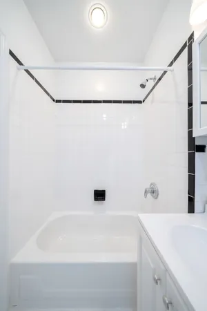 $5,500 | 340 West 17th Street, Unit 2C | Chelsea