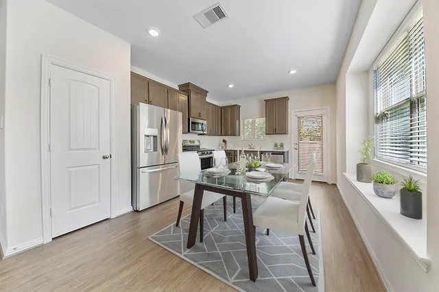 $2,500 | 115 Silver Sky Street, Conroe, TX 77304