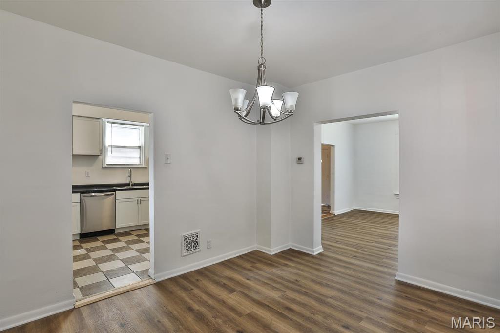 4417 Wallace Street St. Louis, MO 63116 - Photo 8 of 22