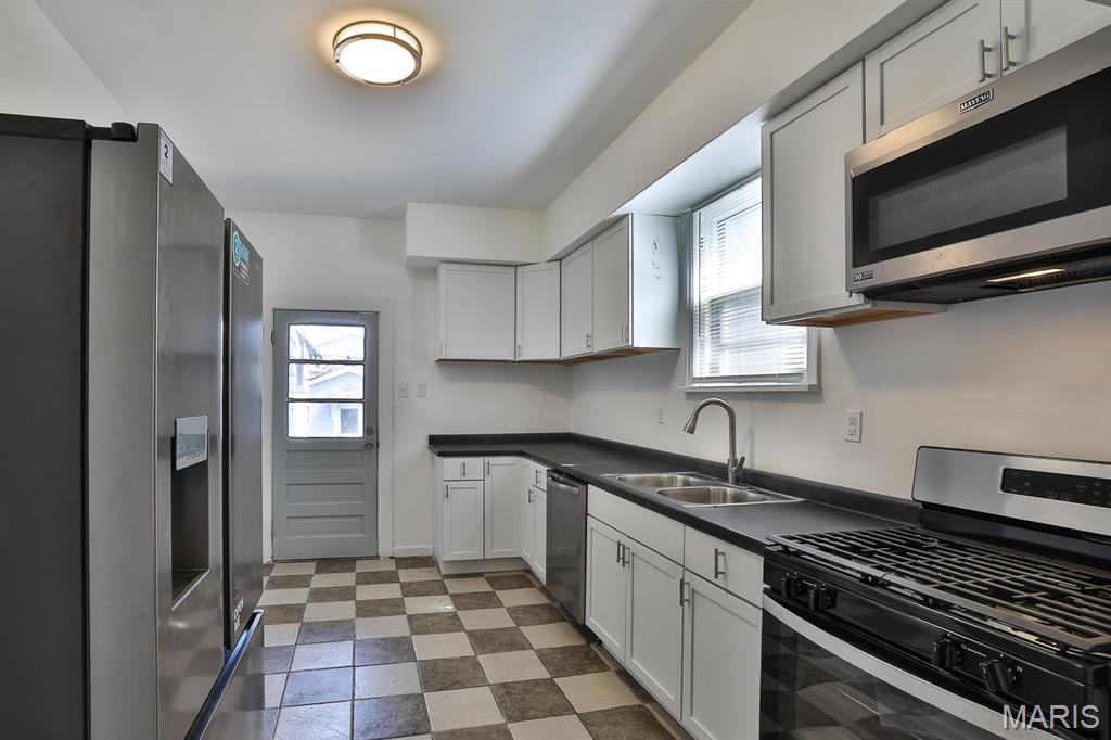 4417 Wallace Street St. Louis, MO 63116 - Photo 9 of 22