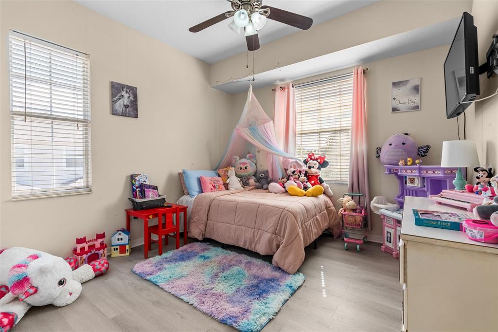 4068 Alan Drive Largo, FL 33771 - Photo 17 of 40