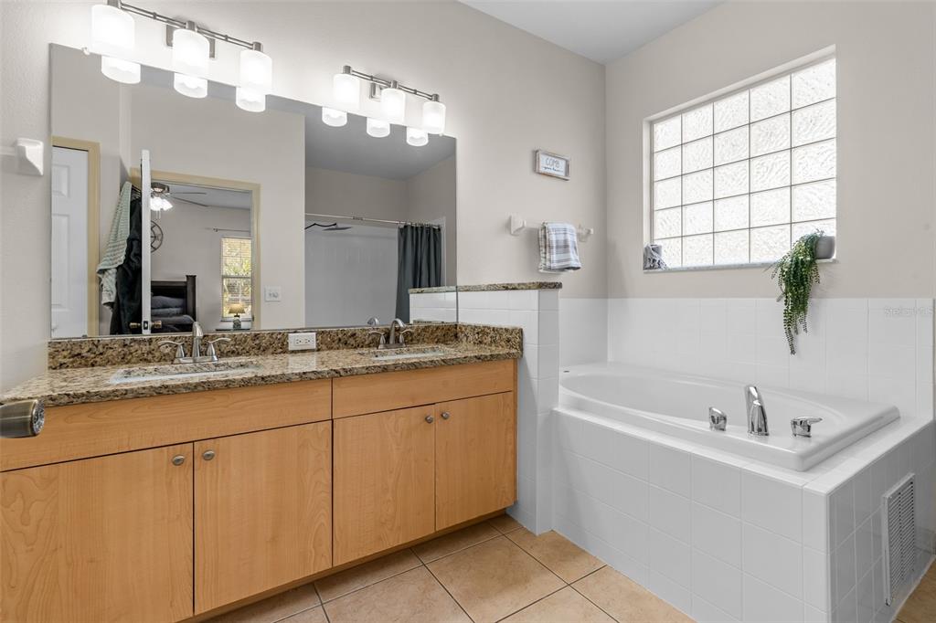 4068 Alan Drive Largo, FL 33771 - Photo 25 of 40