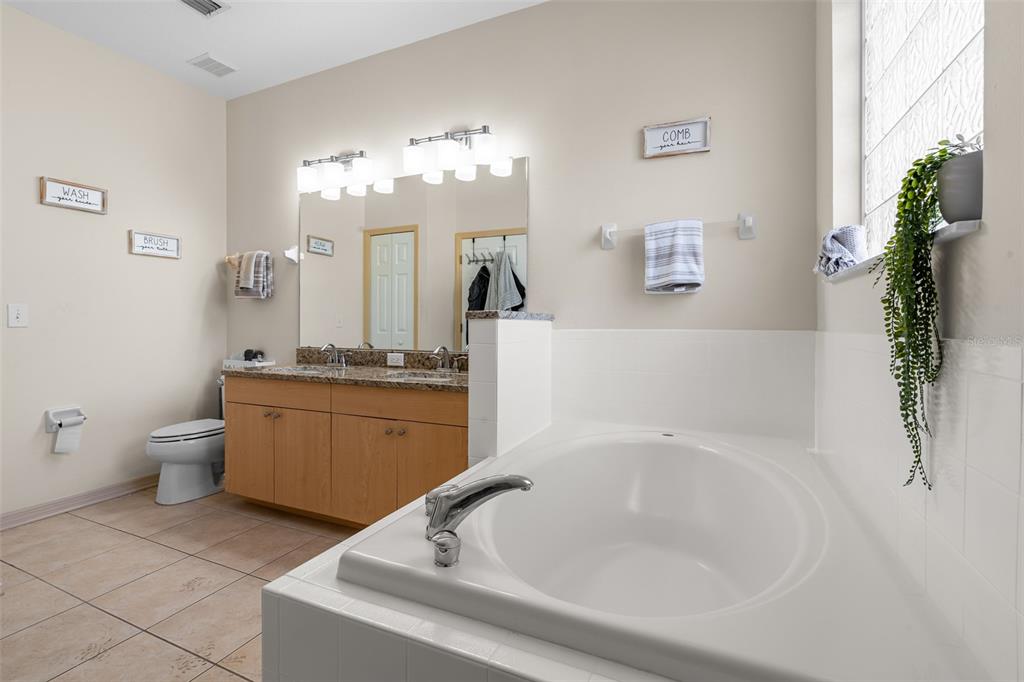 4068 Alan Drive Largo, FL 33771 - Photo 27 of 40