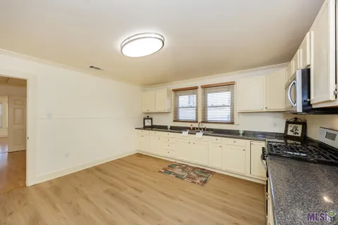 $228,700 | 22105 Highway 1, Plaquemine, LA 70764