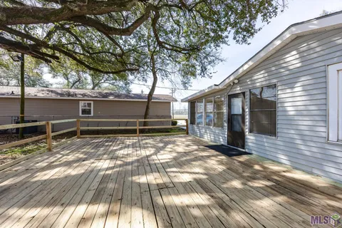 $228,700 | 22105 Highway 1, Plaquemine, LA 70764