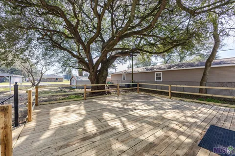 $228,700 | 22105 Highway 1, Plaquemine, LA 70764