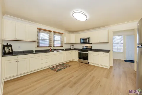 $228,700 | 22105 Highway 1, Plaquemine, LA 70764