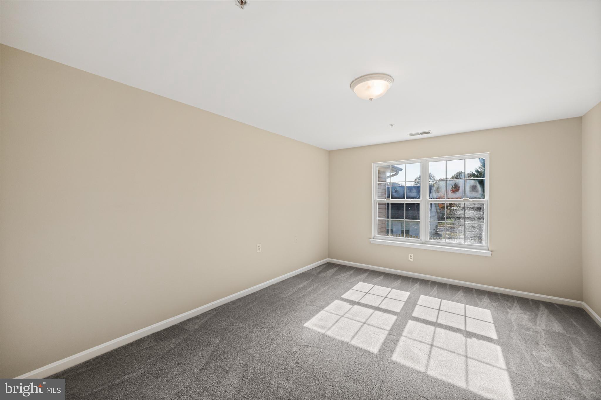 7409 Sandy Spring Road Laurel, MD 20707 - Photo 13 of 52 Primary bedroom