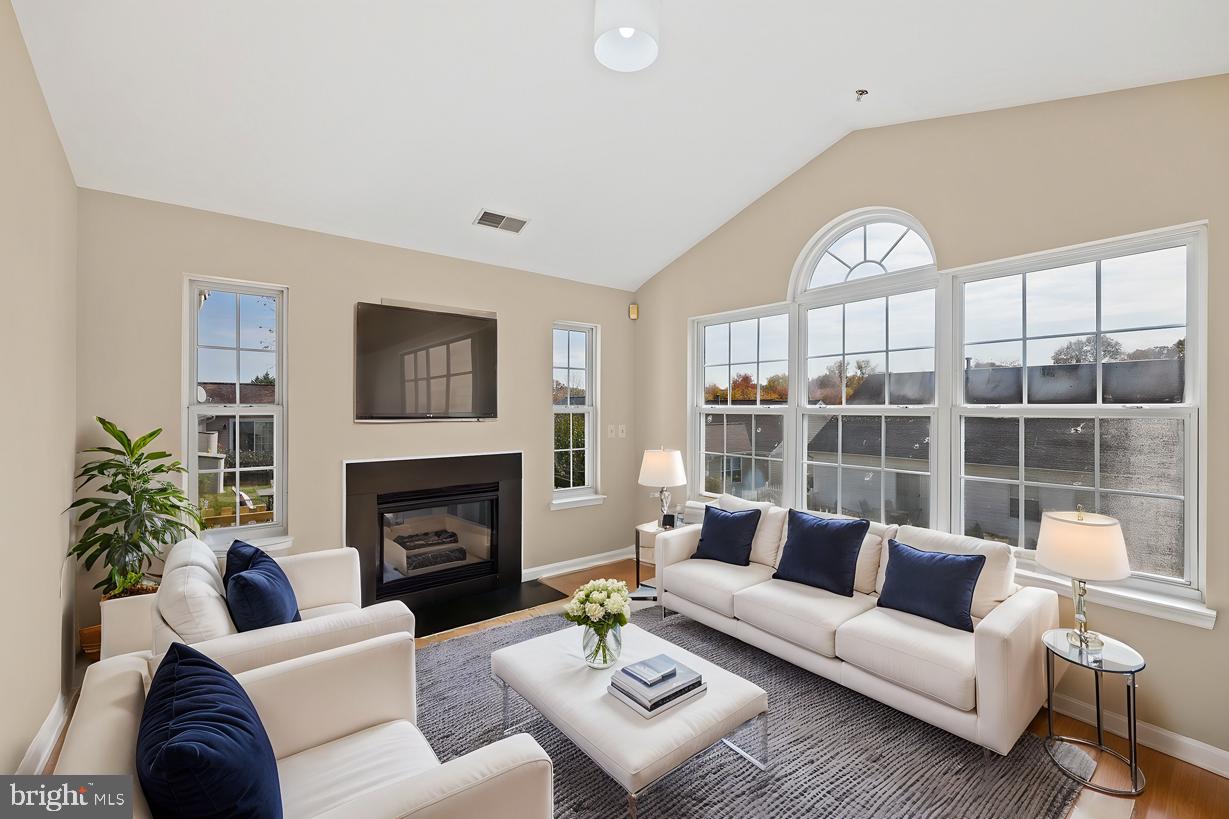 7409 Sandy Spring Road Laurel, MD 20707 - Photo 26 of 52 Family room (virtually staged)