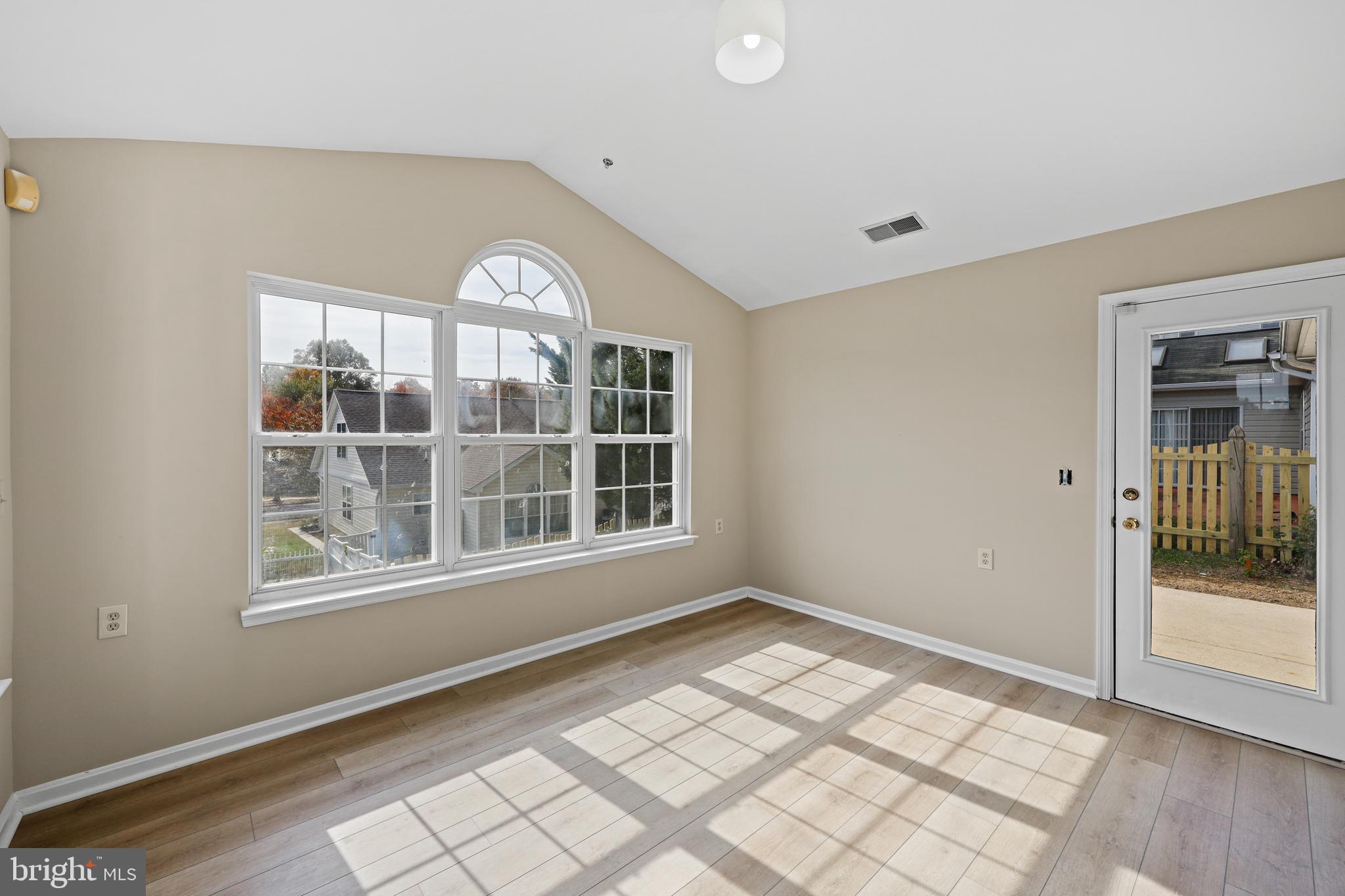 7409 Sandy Spring Road Laurel, MD 20707 - Photo 29 of 52 Family room