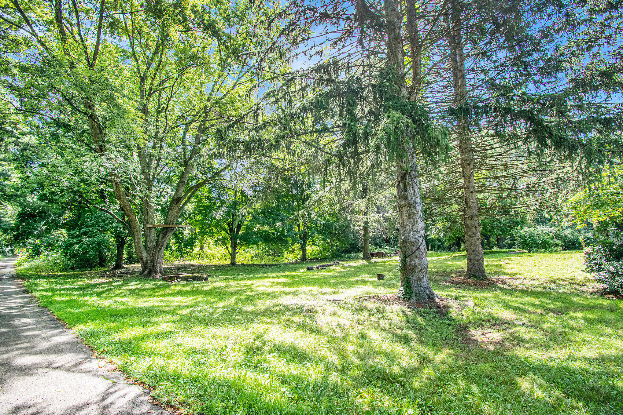 9162 Garr Road Berrien Springs, MI 49103 - Photo 22 of 32 023_photo_aug_26_2025_12_25_58_pm_433