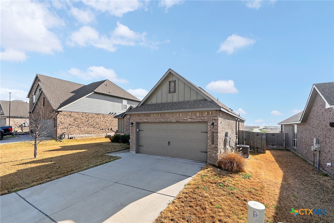 1709 Sprence Street Temple, TX 76502 - Photo 3 of 26