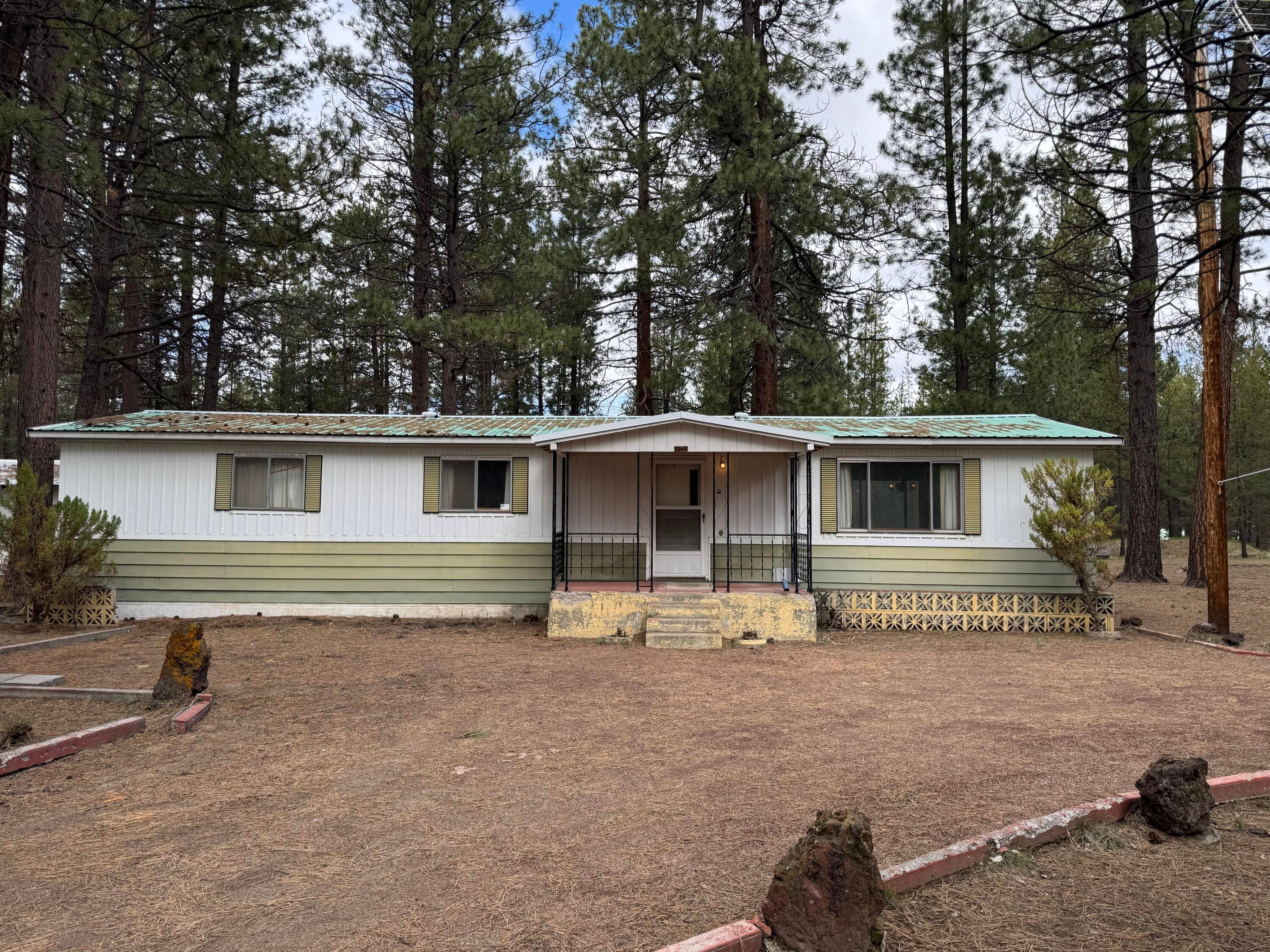 15834 Jackpine Road La Pine, OR 97739 - Photo 1 of 49 1