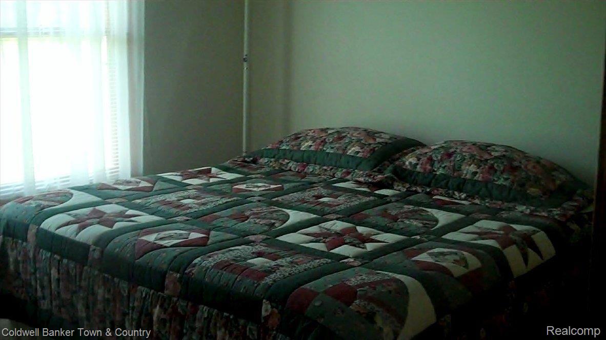 7415 Faussett Road Fenton, MI 48430 - Photo 14 of 25 bedroom