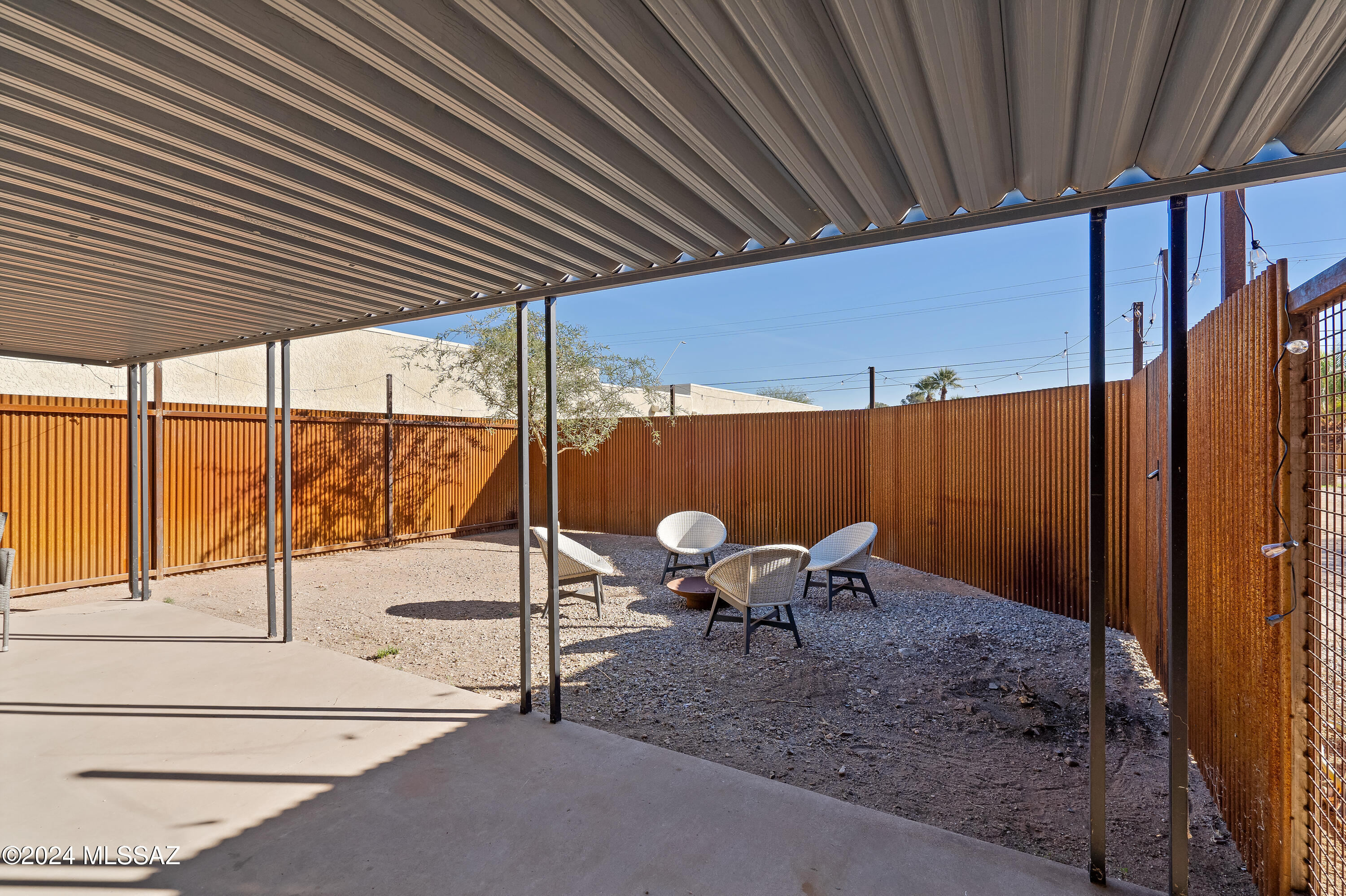 2013 North Swan Road Tucson, AZ 85712 - Photo 23 of 35 Gallery Image 23