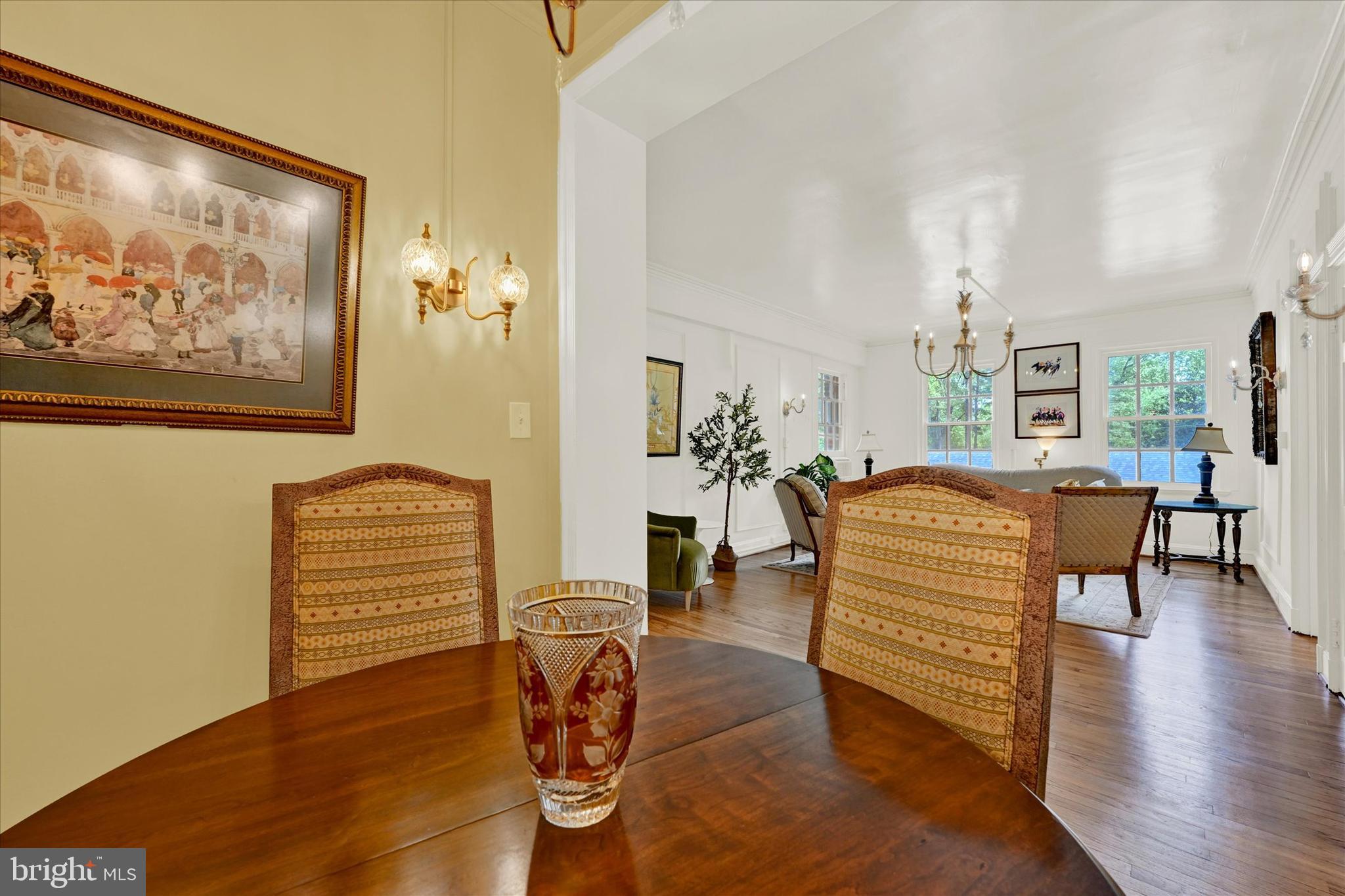6 Upland Road, Unit Q3 Baltimore, MD 21210 - Photo 11 of 27 a living room with furniture and wooden floor