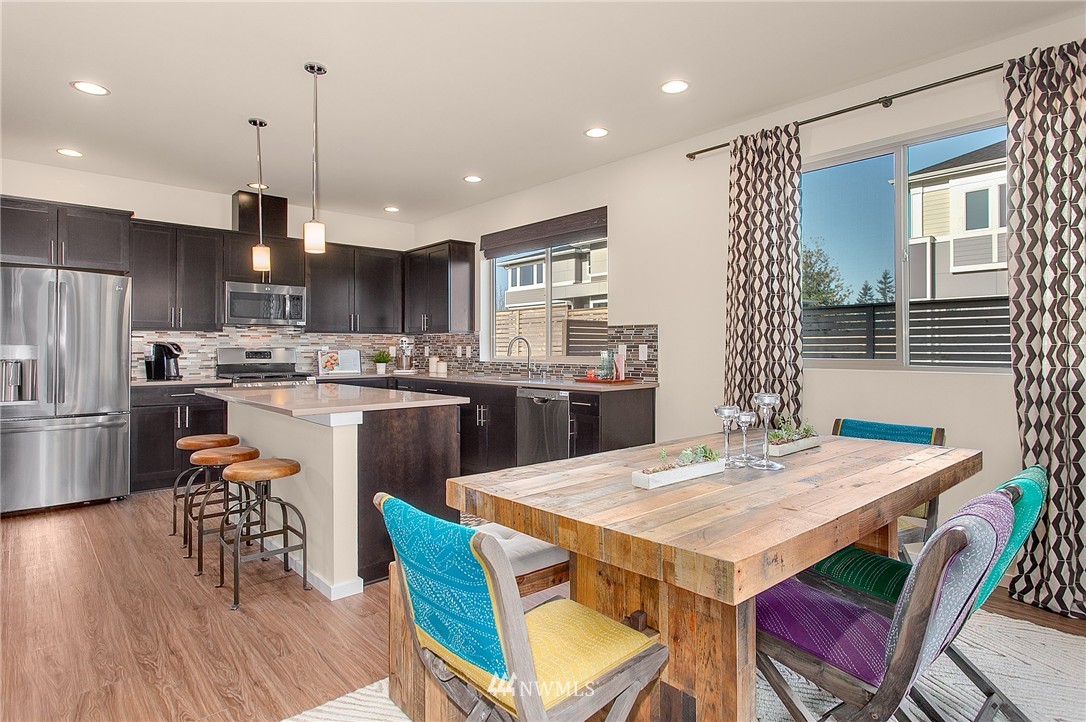 10735 Southeast 188th Street Renton, WA 98055 - Photo 6 of 22 Gallery Image 6