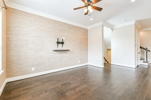 $355,000 | 18721 Egret Oaks Lane, Webster, TX 77058