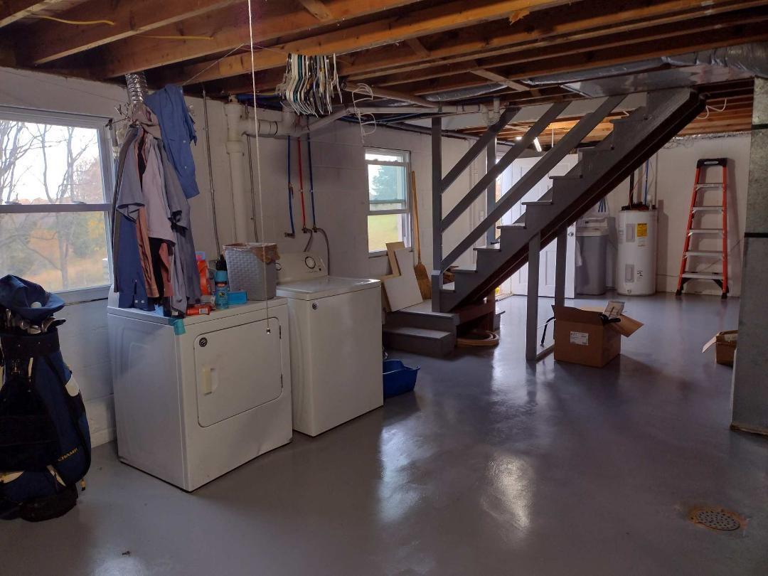2052 Meadors Spur Road Moneta, VA 24121 - Photo 11 of 14 Basement