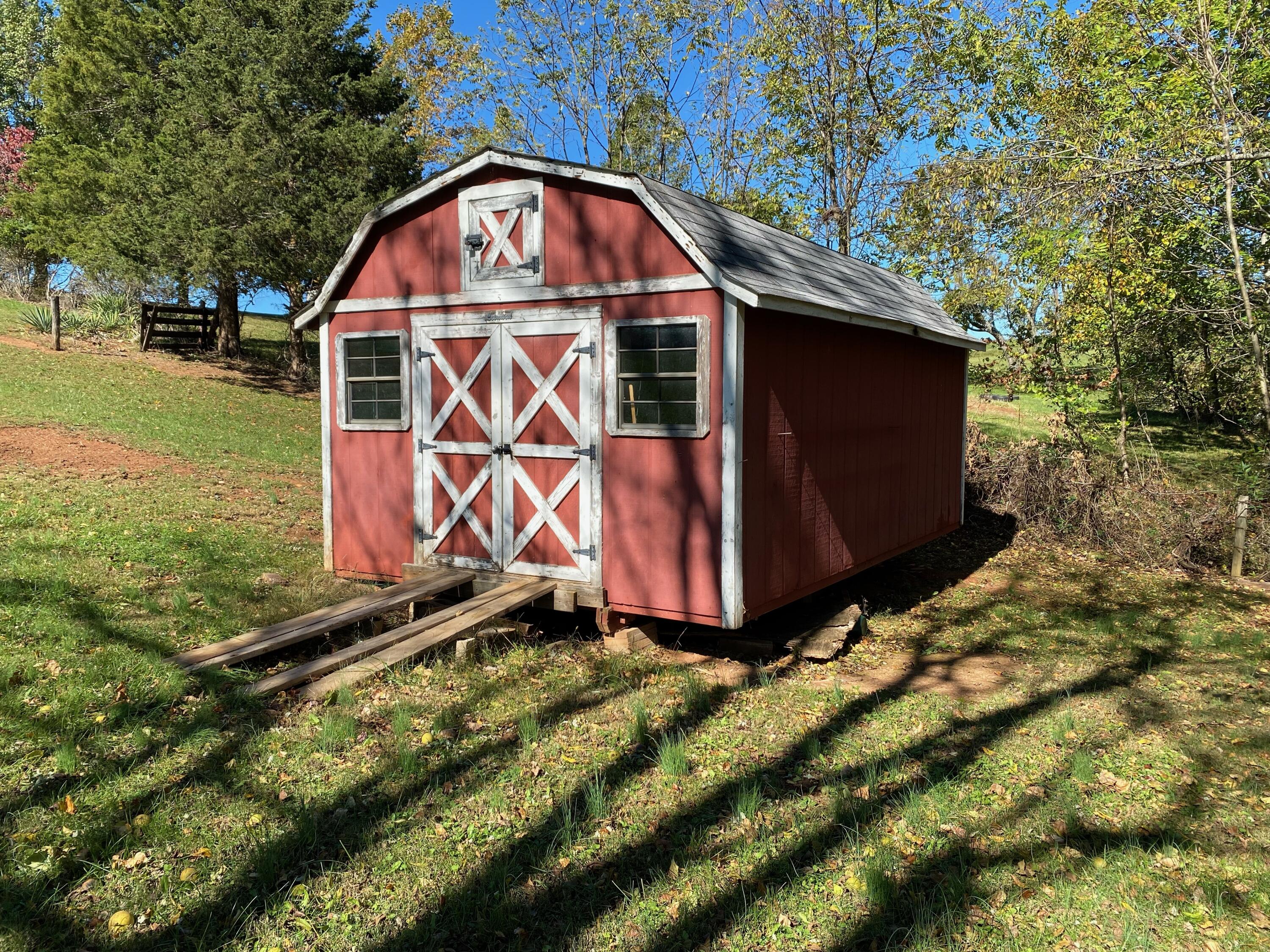 2052 Meadors Spur Road Moneta, VA 24121 - Photo 4 of 14 Shed
