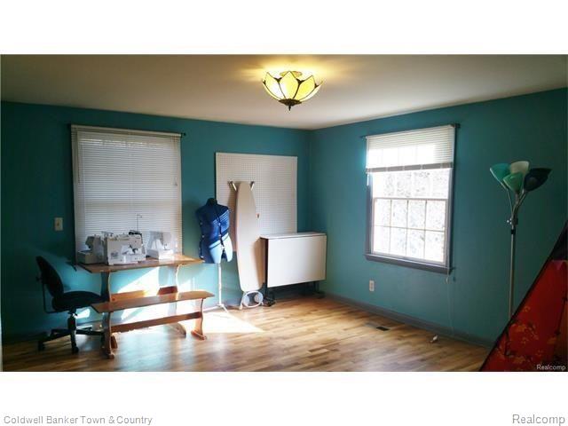 1850 Peavy Road Howell, MI 48843 - Photo 27 of 49 GetMedia-26.ashx