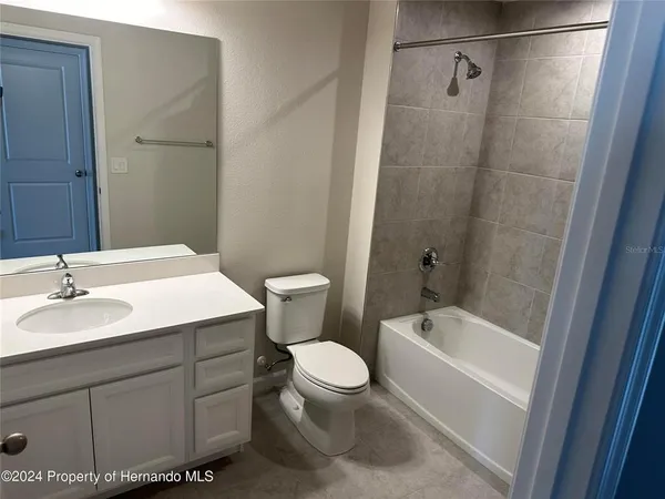$2,400 | 19052 Pebble Wood Ln Spring Hill, Spring Hill, FL 34610