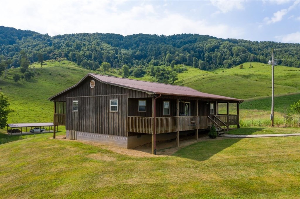 341 Mulberry Gap Road Sneedville, TN 37869 - Photo 2 of 46 Gallery Image 2