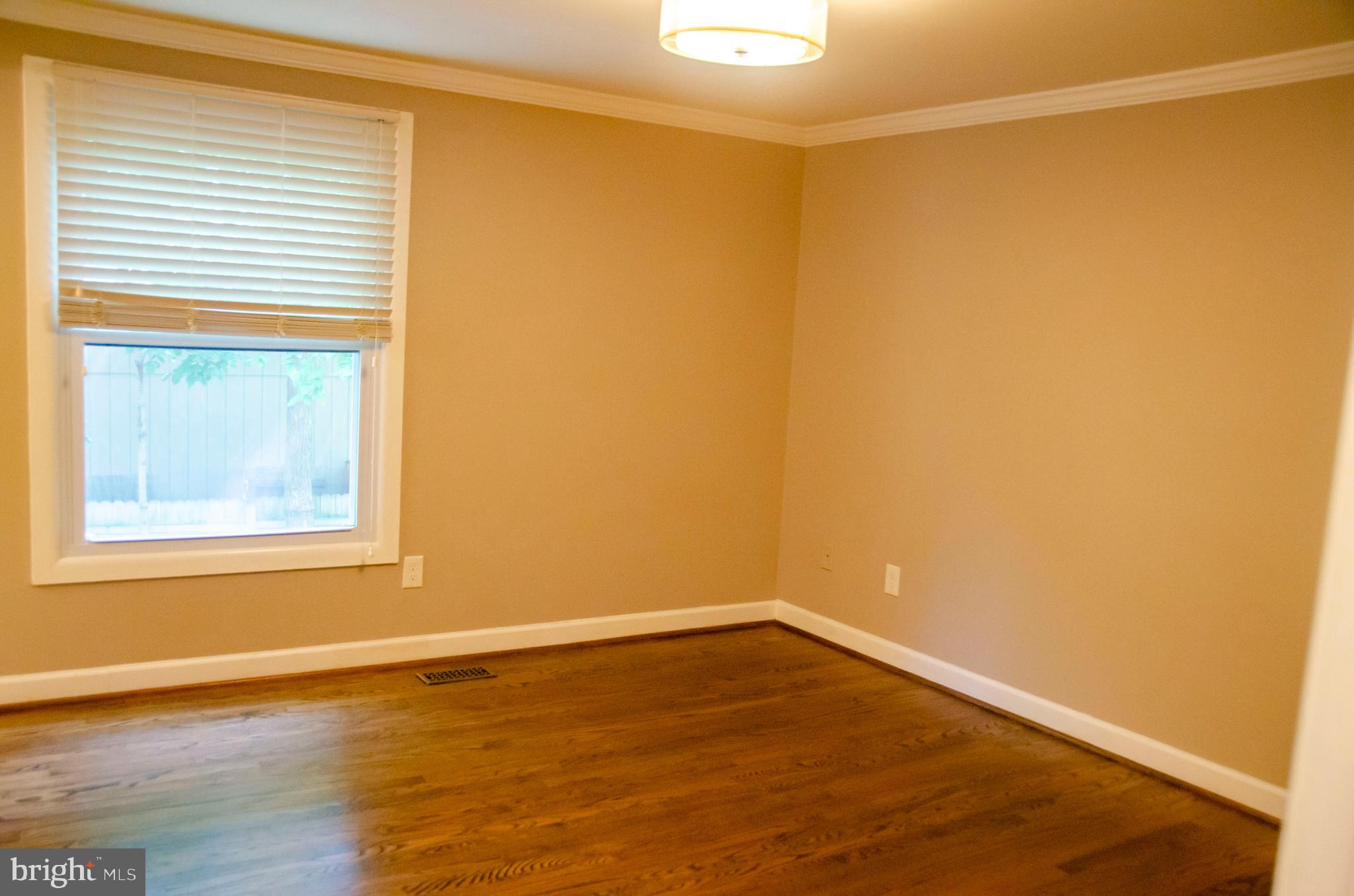 12303 Fan Shell Court Reston, VA 20191 - Photo 5 of 28