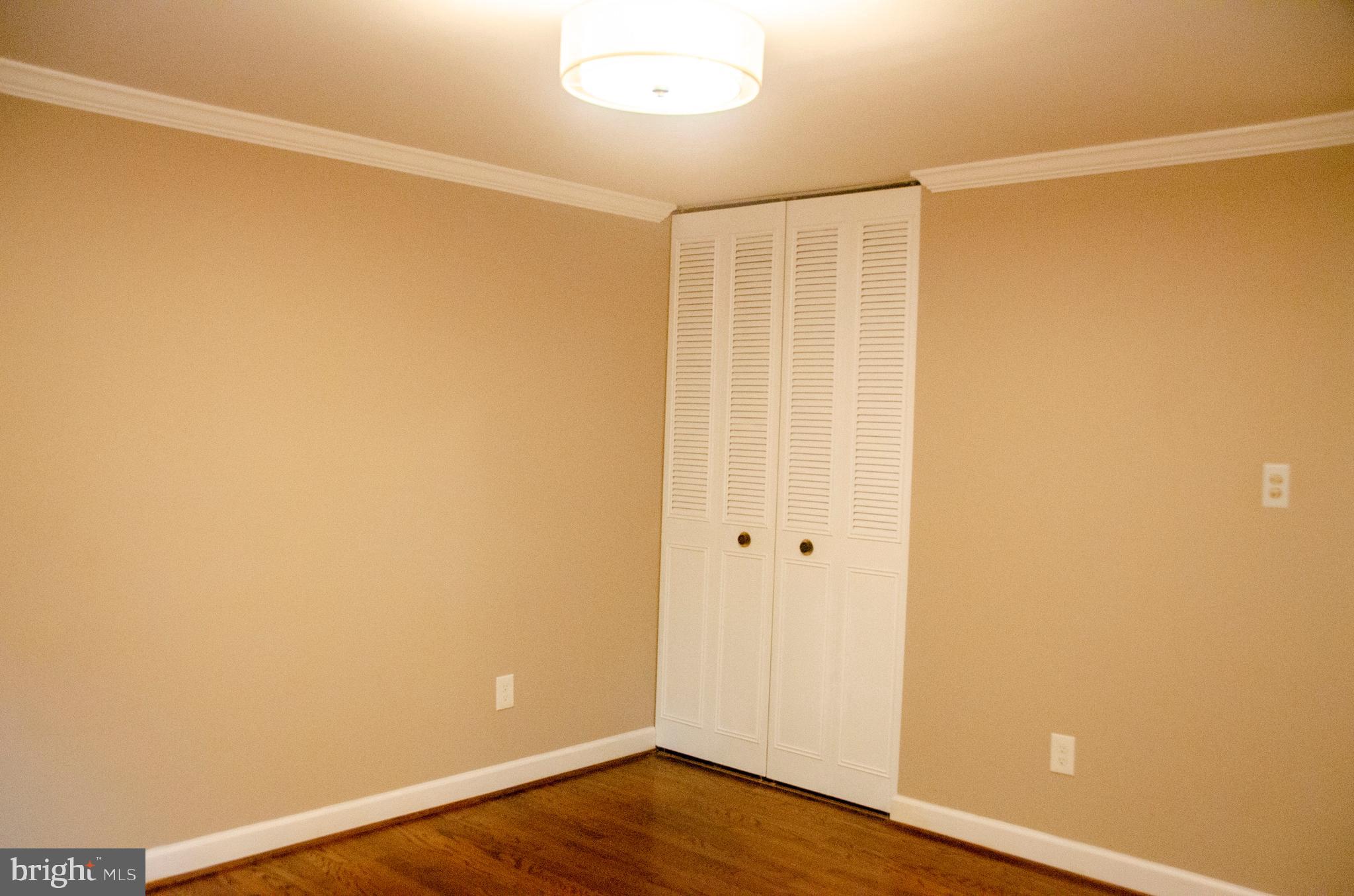 12303 Fan Shell Court Reston, VA 20191 - Photo 6 of 28