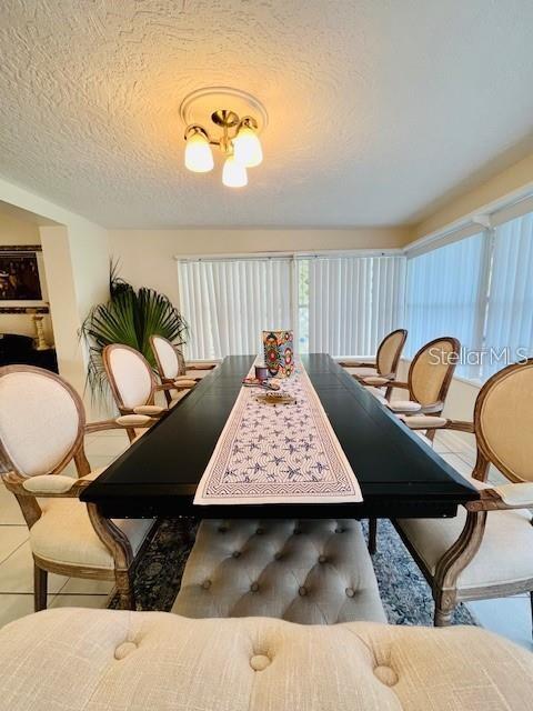 10172 63rd Avenue North Seminole, FL 33772 - Photo 10 of 24 a living room with furniture