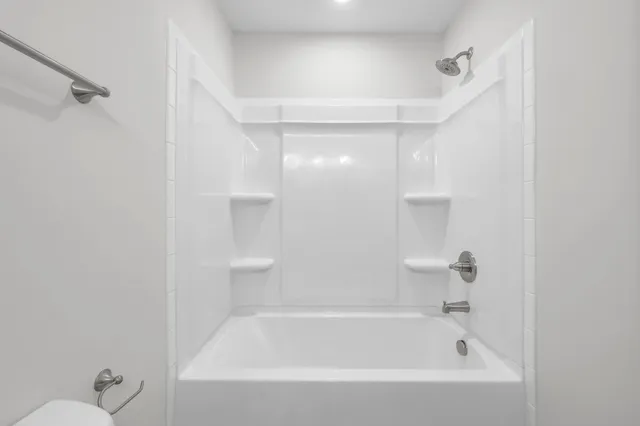 $215,900 | 133 Quarry Point Drive, Unit C133, Clarksville, TN 37043