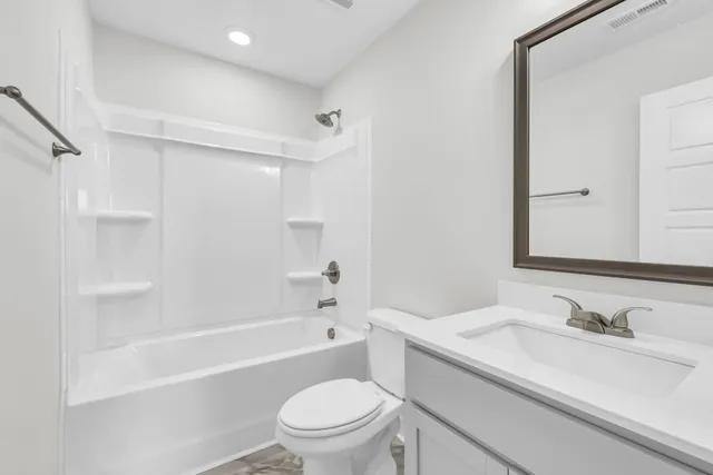 $215,900 | 133 Quarry Point Drive, Unit C133, Clarksville, TN 37043