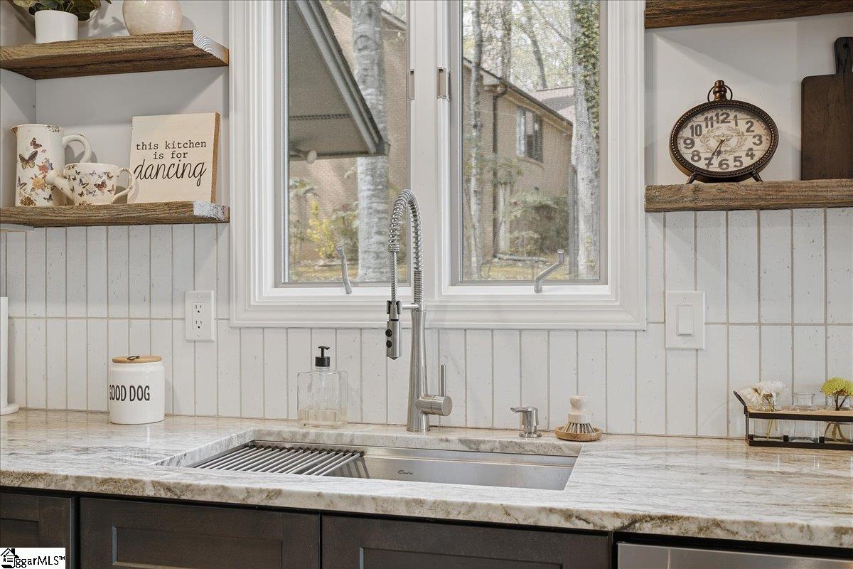 240 Stonehaven Way Seneca, SC 29672 - Photo 18 of 47