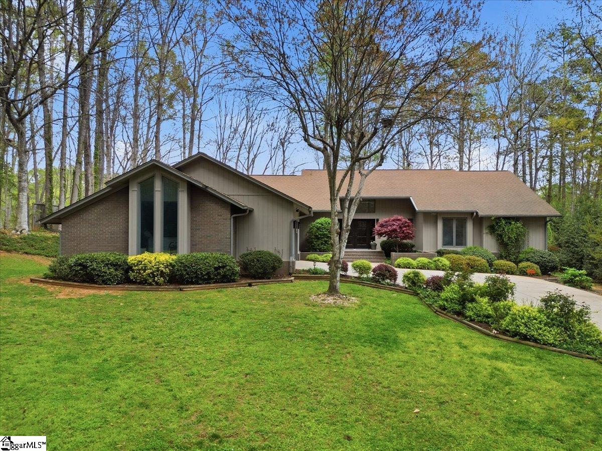 240 Stonehaven Way Seneca, SC 29672 - Photo 2 of 47