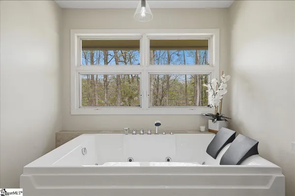 $1,499,000 | 240 Stonehaven Way, Seneca, SC 29672