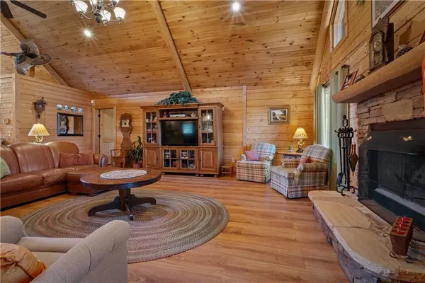 $1,200,000 | 1466 County Road 59, Roanoke, AL 36274