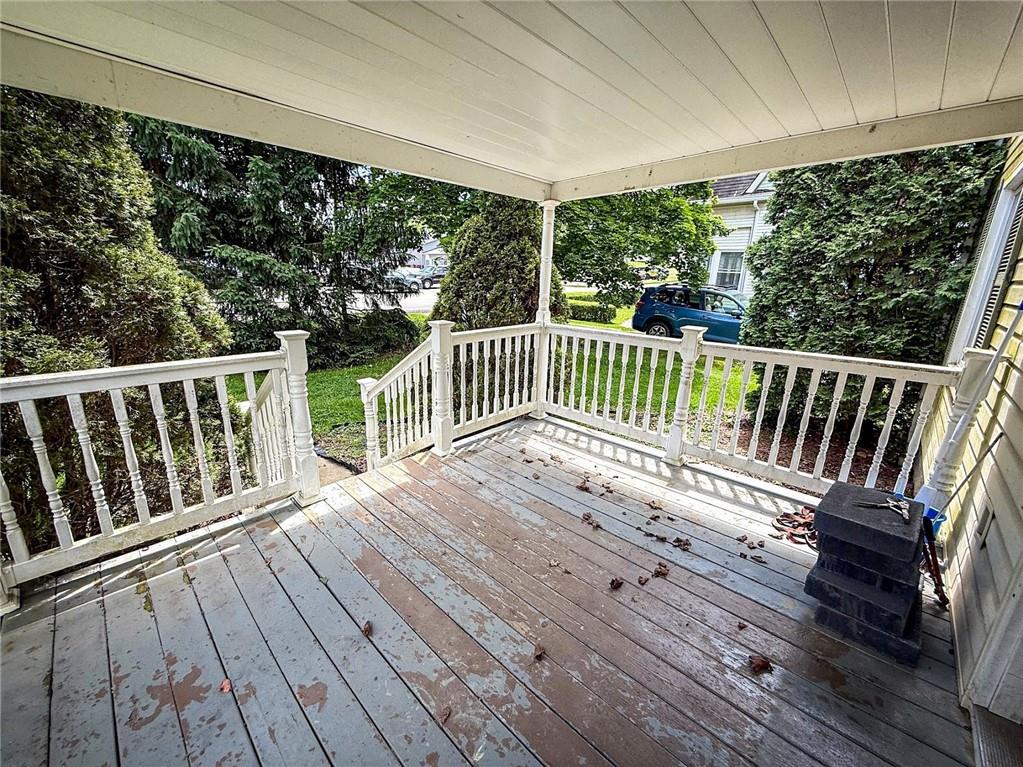 306 Meridian Road Butler, PA 16001 - Photo 3 of 31