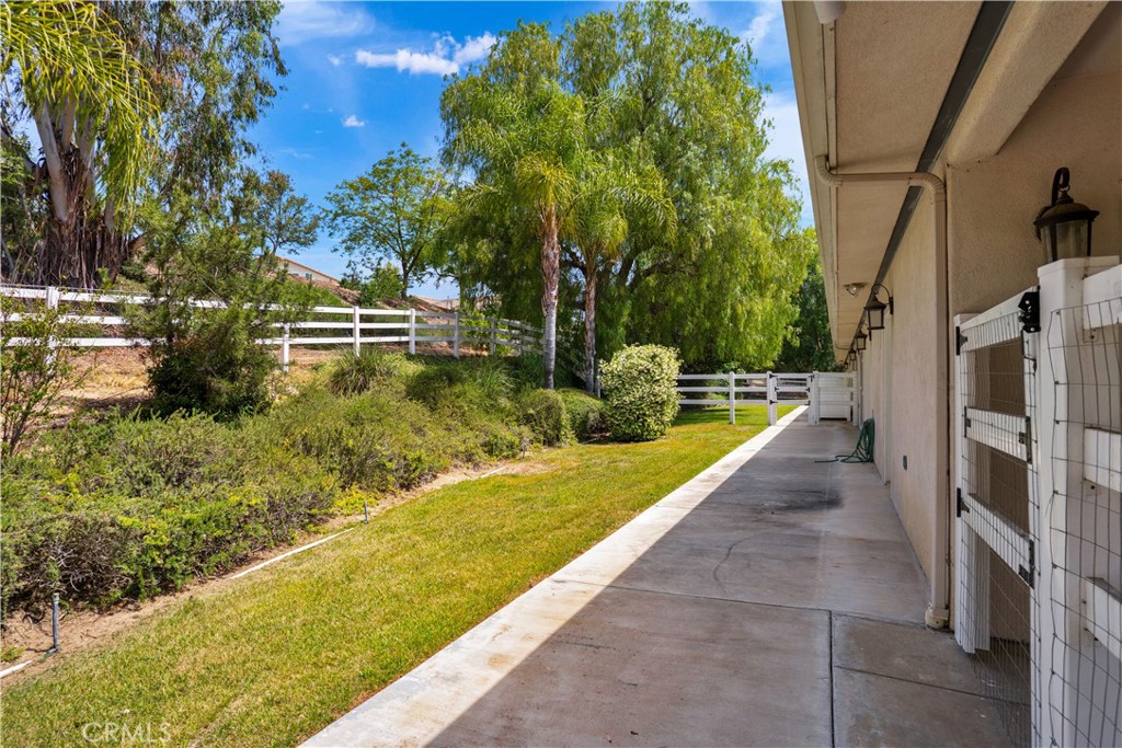 29781 Pasada Road Temecula, CA 92591 - Photo 56 of 58